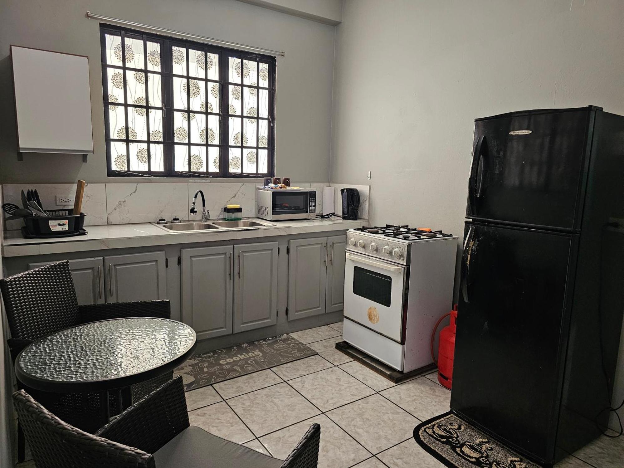 2Br Apt In St Helena - 6Mins From The Airport Perfect For Short And Long Stays Piarco Экстерьер фото